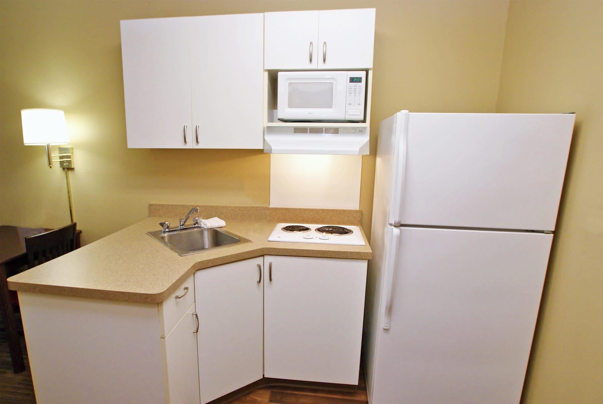 Extended Stay America Suites - Detroit - Southfield - I-696 Farmington Hills Extérieur photo