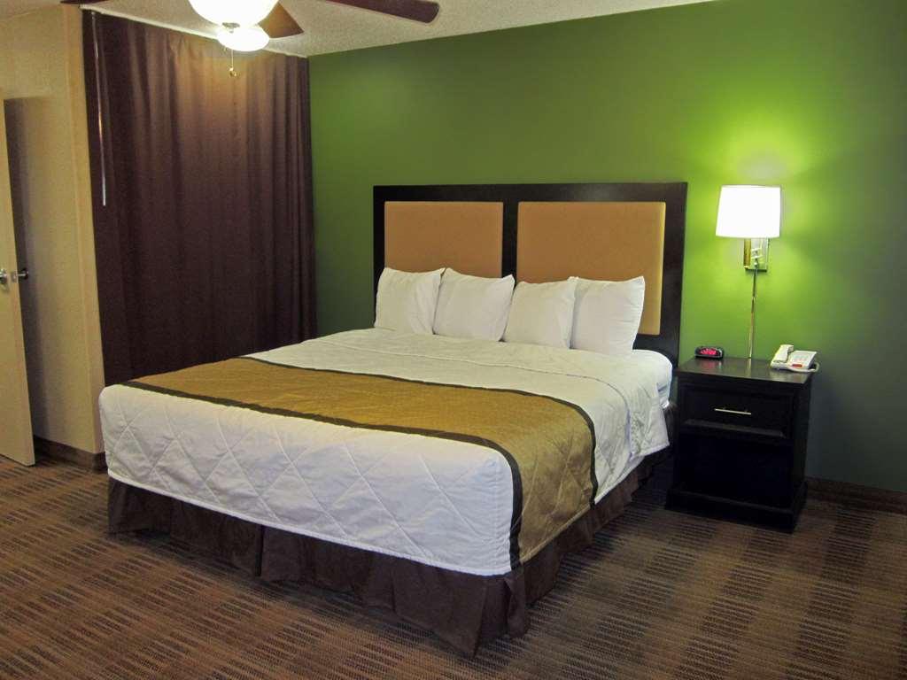 Extended Stay America Suites - Detroit - Southfield - I-696 Farmington Hills Chambre photo
