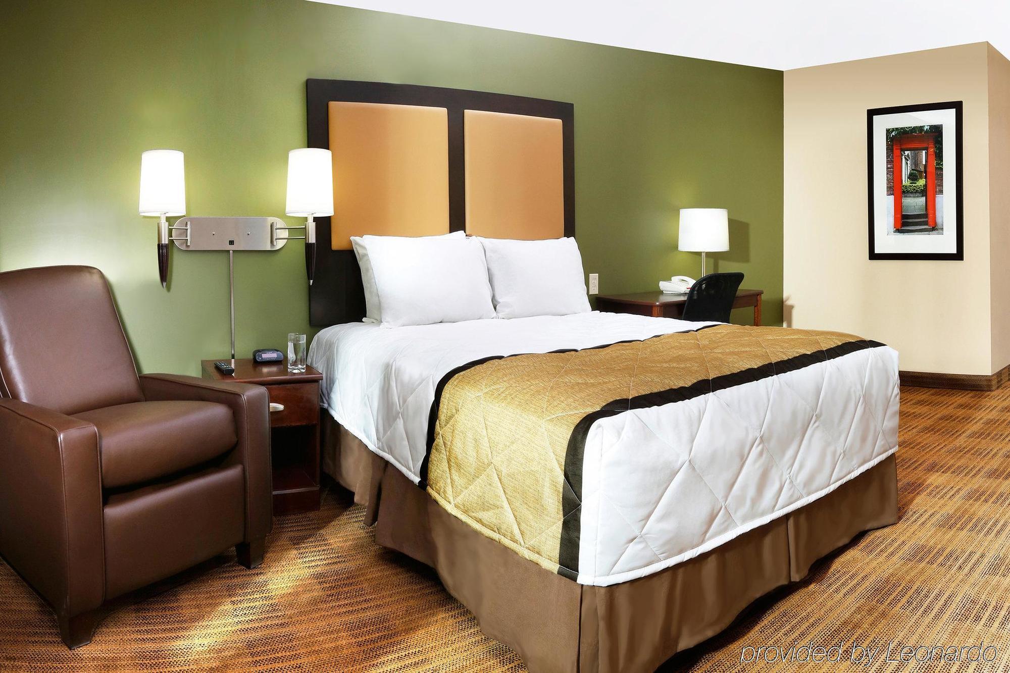 Extended Stay America Suites - Detroit - Southfield - I-696 Farmington Hills Extérieur photo